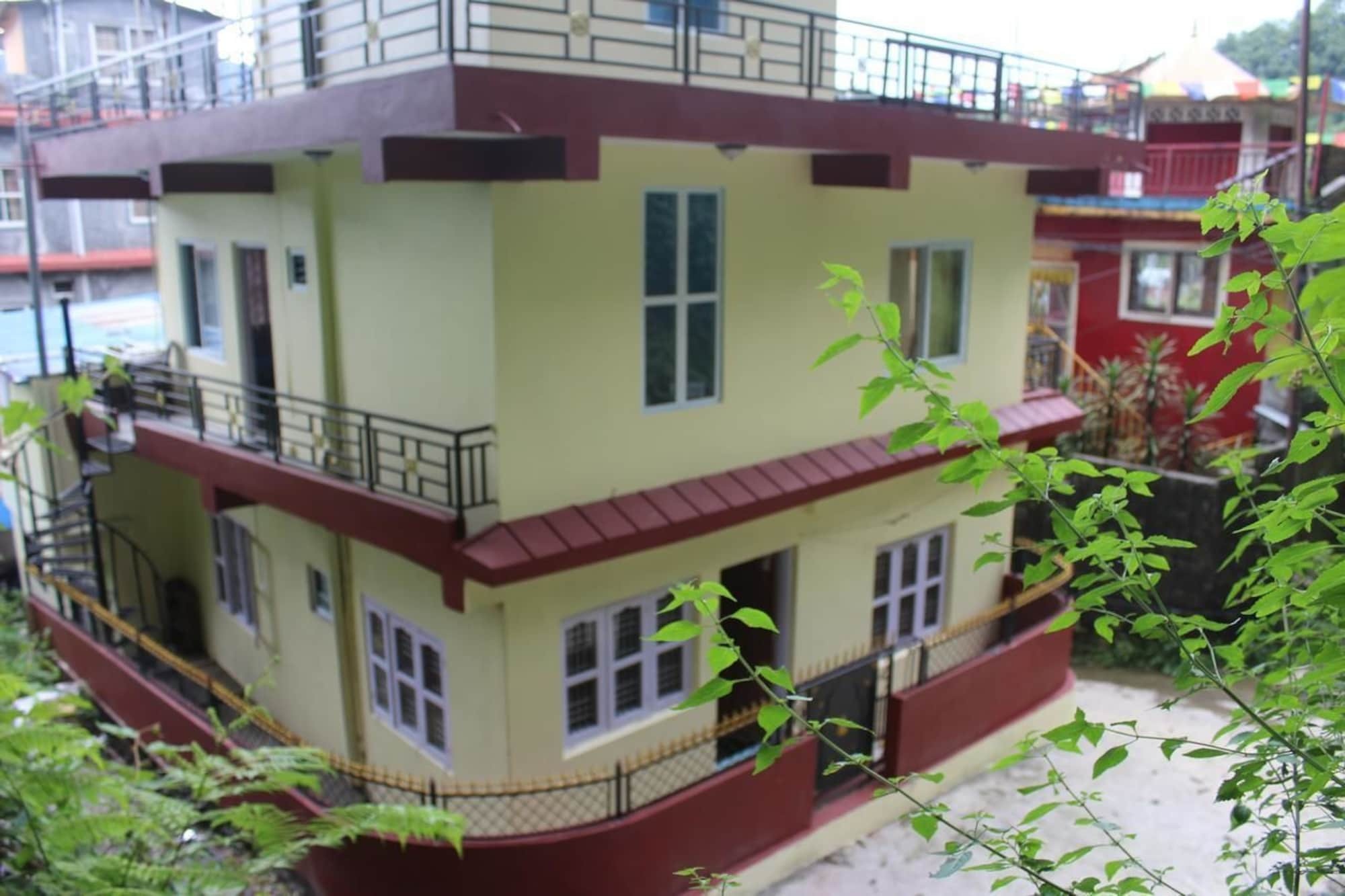 Bickey'S Homestay Pokhara Ngoại thất bức ảnh